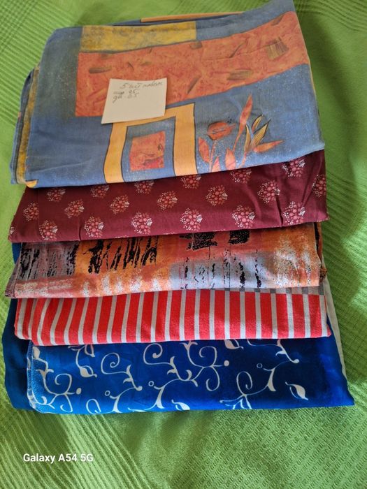 Постельное белье и отрезки тканей