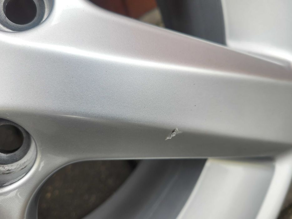 Felgi aluminiowe R 16  VW   Orginał