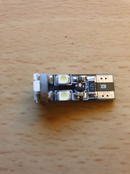 Lâmpada T10 led com 8 leds