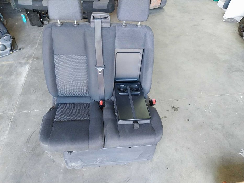Ford Transit MK8  Fotel fotele kanapa ławka
