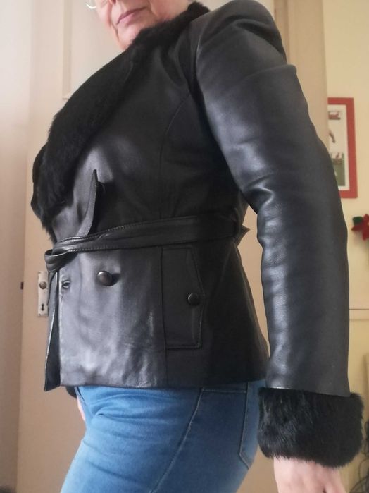 Casaco em pele genuína