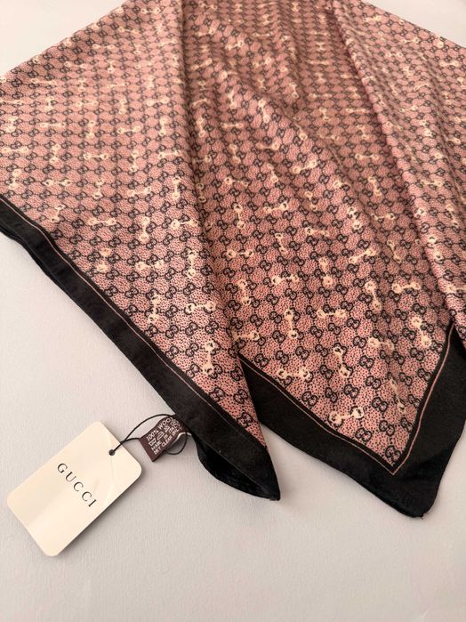 Хіт сезону хустка в стилі Gucci 90x90 см