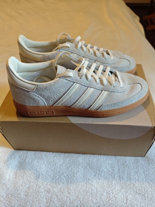 Tênis adidas spezial