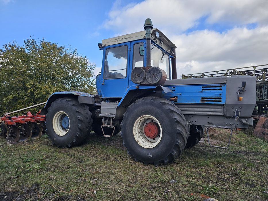 Трактор хтз 17021