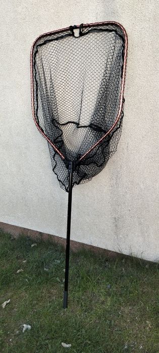 Podbierak składany Savage gear