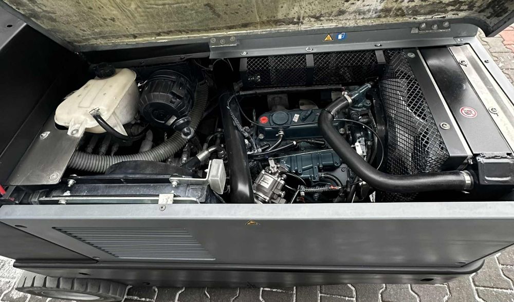 Zamiatarka Karcher KM 150/500