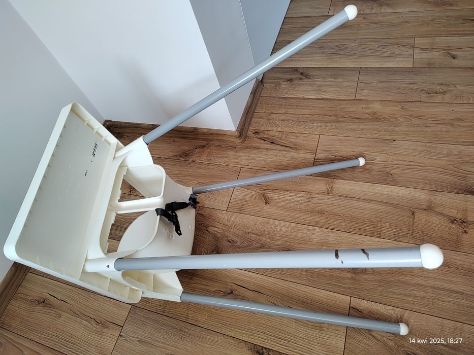Krzesełko Ikea do karmienia ze stolikiem