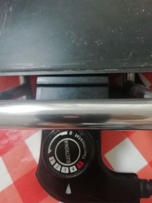 Grelhador eléctrico