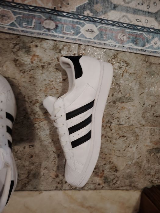 Sapatilhas adidas como novas tamanho 44