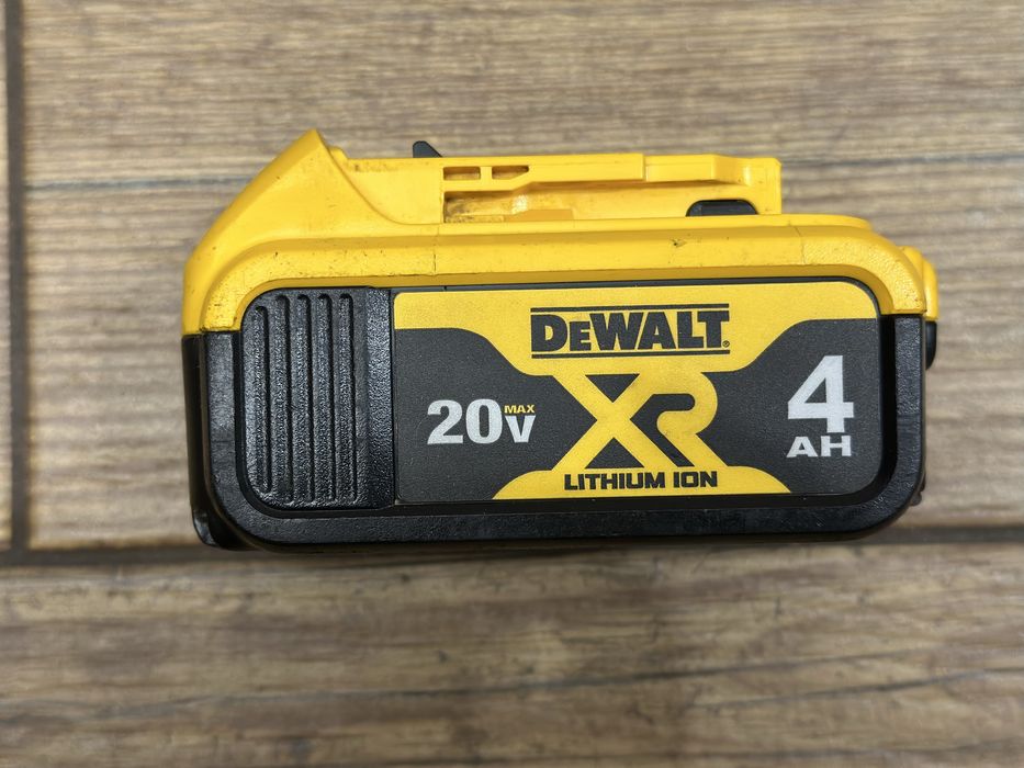Bateria akumulator DeWalt 20V/18V 4AH