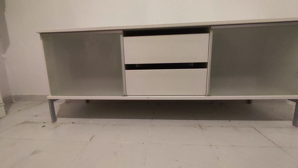 Móvel TV branco Ikea