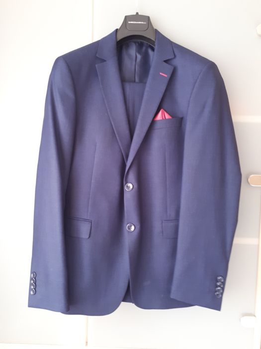 Харьков .Продам мужской костюм