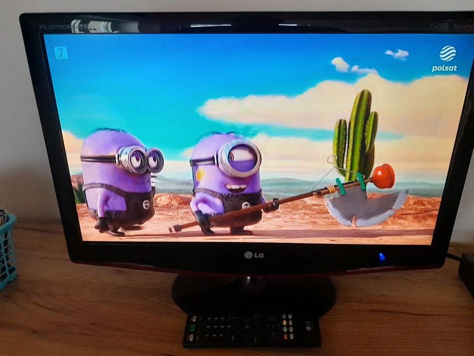 Telewizor LG z pilotem