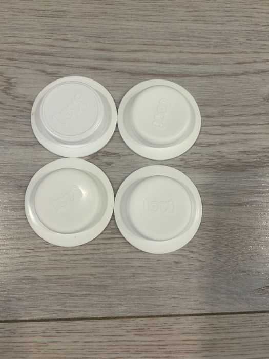 Pokrywki zamykające do butelek Lovi