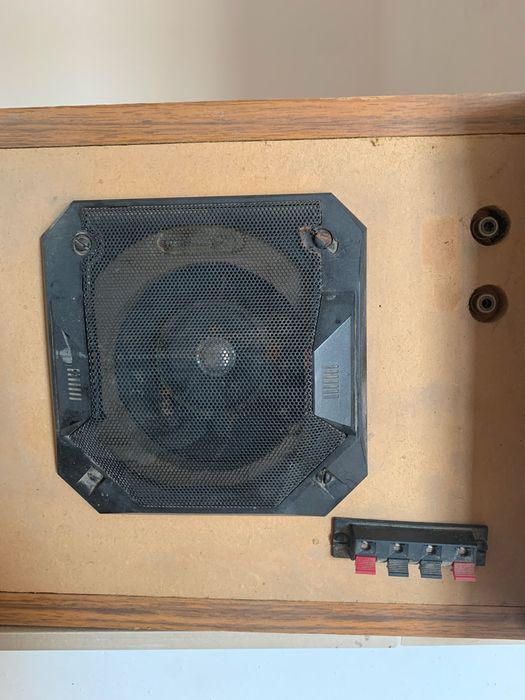 Colunas made in UK ( Reino Unido ) “ vintage” antigas. 15€64550967180545124