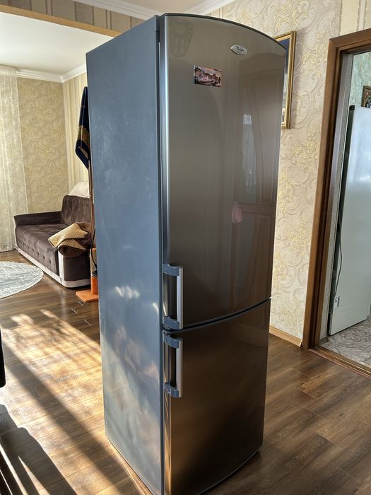 Продається холодильник