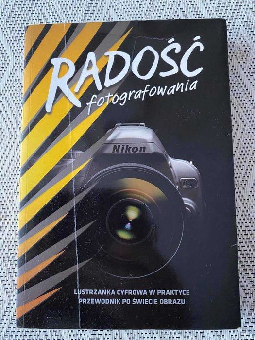 przewodnik "Radość fotografowania" (Nikon)