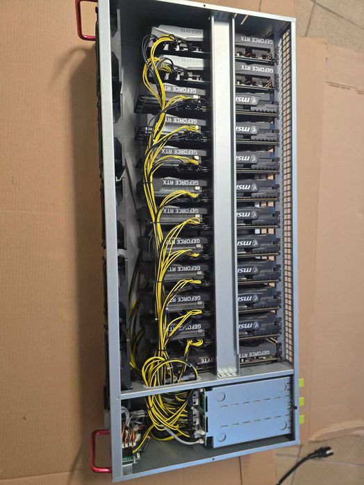 Vendo Rigs Octominer X8 e X12 para Mineração