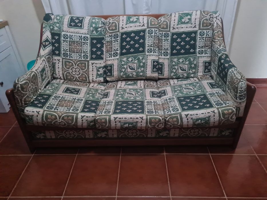 Sofa cama em bom estado