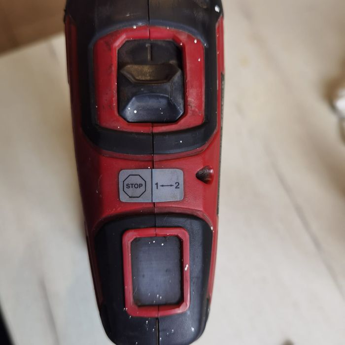 Zestaw wkrętarka Einhell ładowarka akumulator