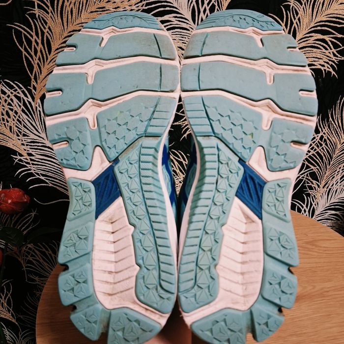 Кросівки кроссовки Asics розмір 37.5 устілка 25