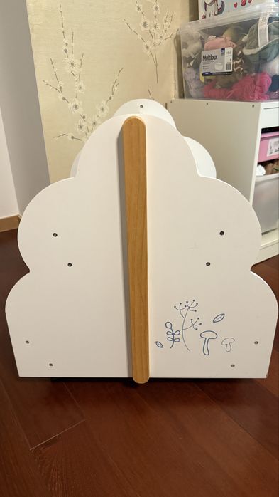 Estante para livros com rodinhas