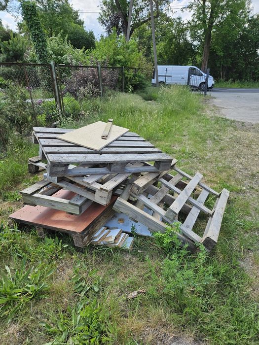 Oddam drewno drzewo palety opał