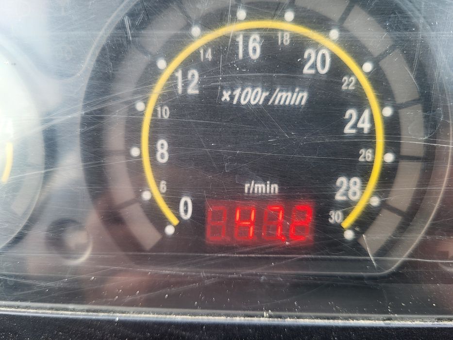 В продажі трактор Colos.