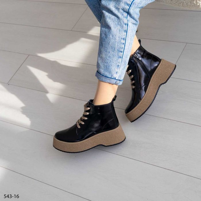 Ботинки женские натуральная кожа наплак весна. Демисезонные (36-40)