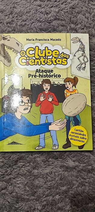 Varios livros crianças
