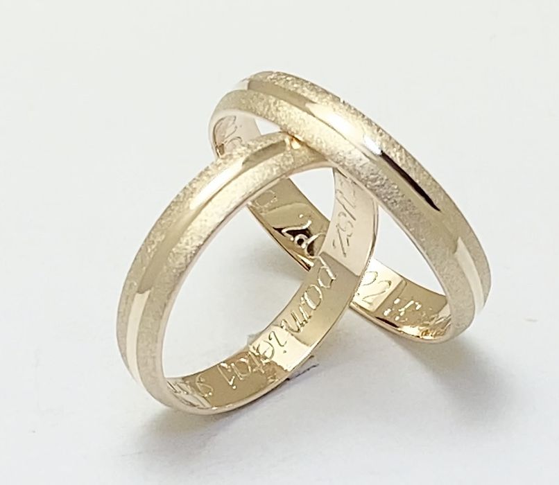 Złote obrączki ślubne promocja