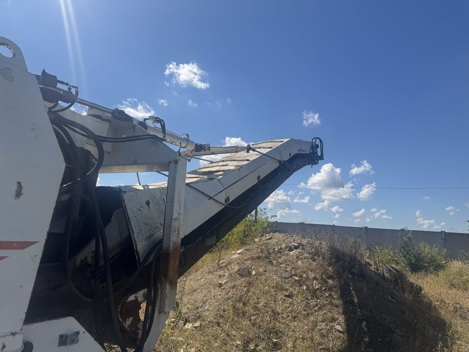 Продам асфальтову фрезу wirtgen2100dcl