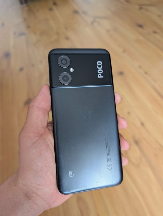 Sprzedam telefon Poco m4 5G 6/128  w bardzo dobrym stanie.