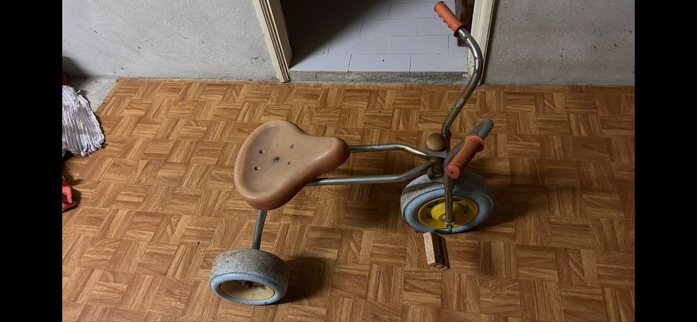 Triciclo Vintage Sobrinca – Raro e Colecionável