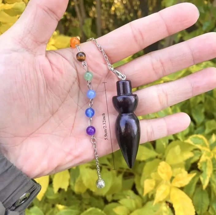 Pendulo de madeira com 7 chakras para radiestesia espiritualidade