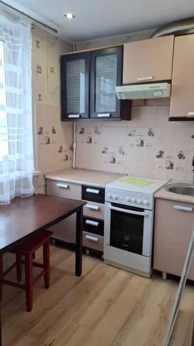 Продам 1 комн квартиру Ремонт 5эт из 9ти Возле Класса Роганский ж/м OA