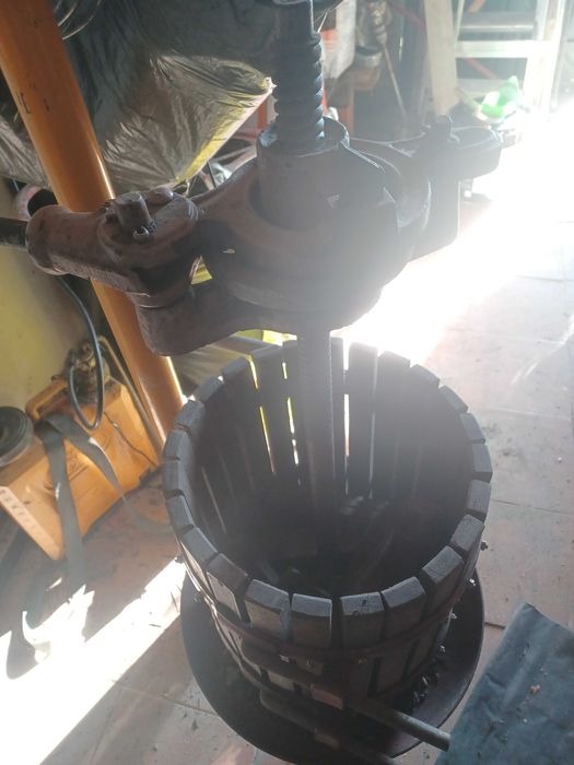Máquina Esmagar uva