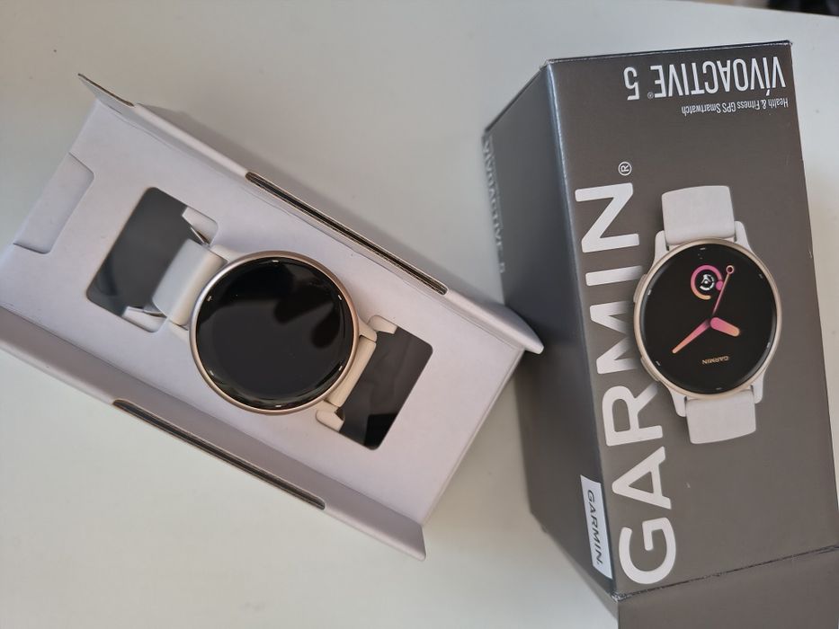 Zegarek sportowy Garmin Vivoactive 5. Nowoczesny