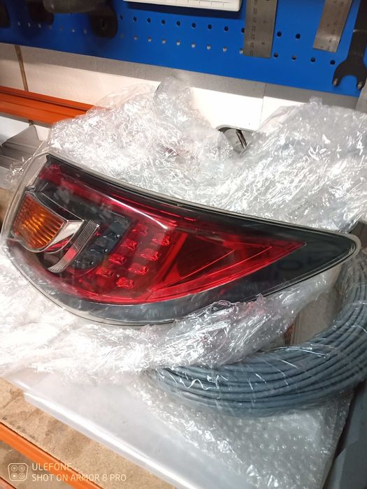Farolim traseiro direito Mazda 6 Modelos 2008 a 2012 sedan