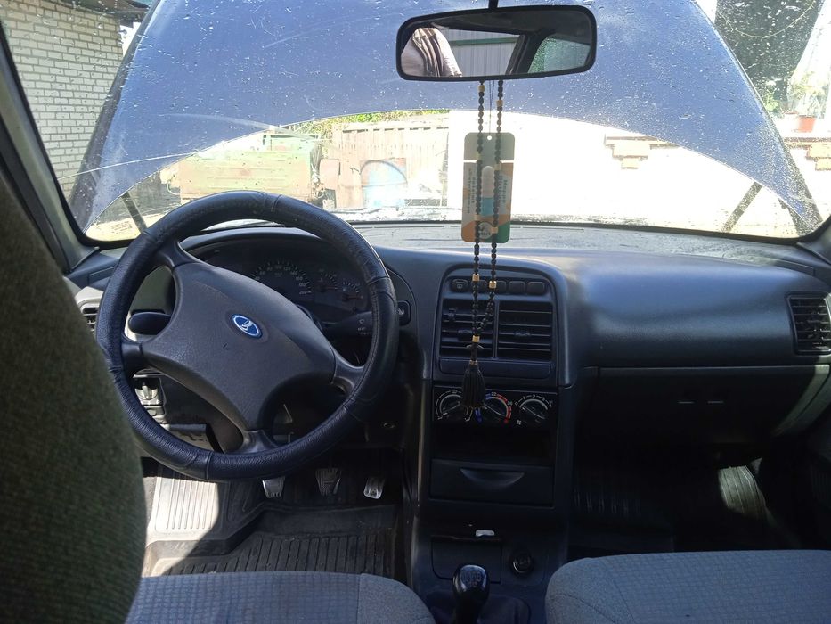 продам авто ваз 2111        2011 року