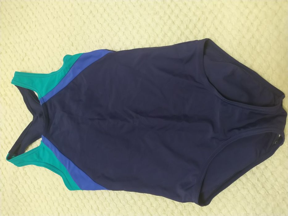 Цільний купальник 7-8  років