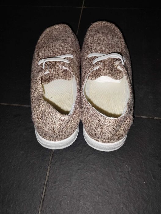 Sapatos mulher n.38