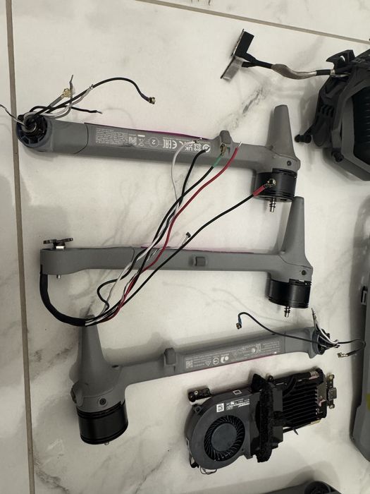 Запчастини Matrice 4T розбір. Лучі,корпус,шлейфи,материнка