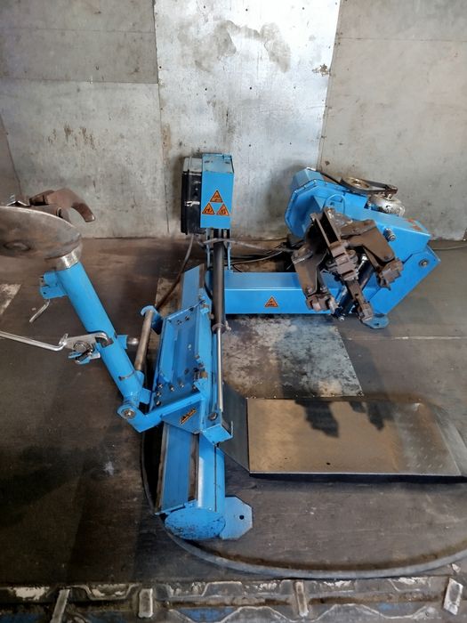 Грузовой Шиномонтажный станок. Троненберг.