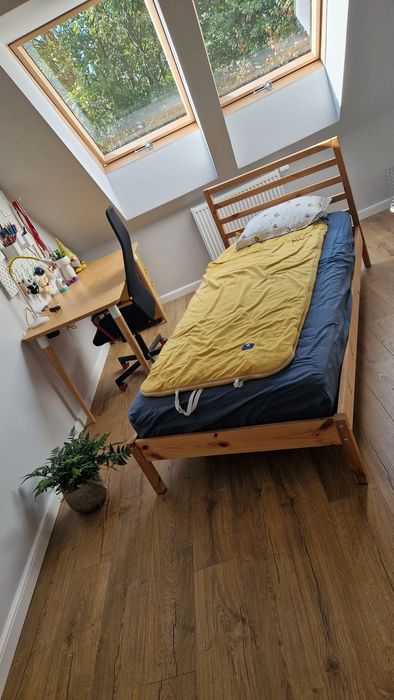 Łóżko ikea tarva 90×200 plus materac hovag  stan idealny