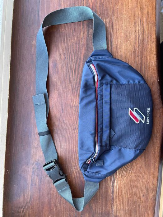 Новая сумка бананка SuperDry