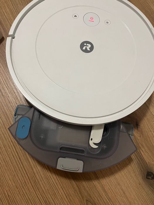 Robot sprzątający Irobot Roomba Combo Essential Y011240 B