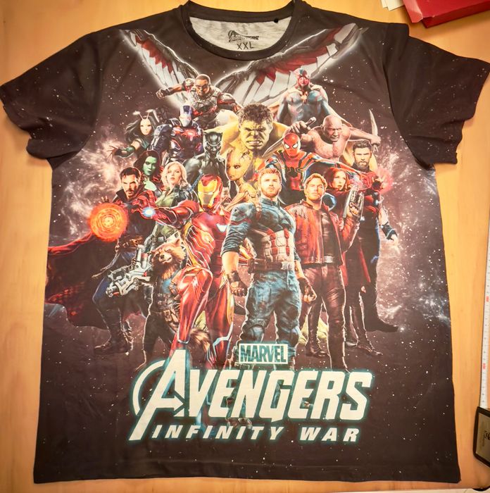 T-Shirt Oficial Marvel Avengers Infinity War NOVA