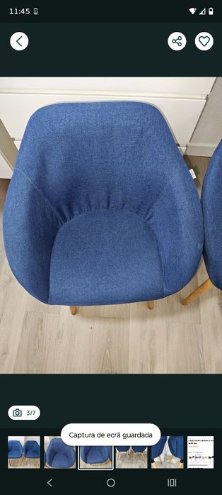 Conjunto de cadeiras almofadadas cor azul ganga