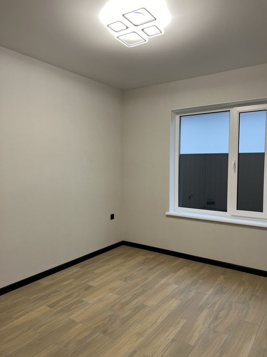 Продам будинок з ремонтом, 3 кімнати.